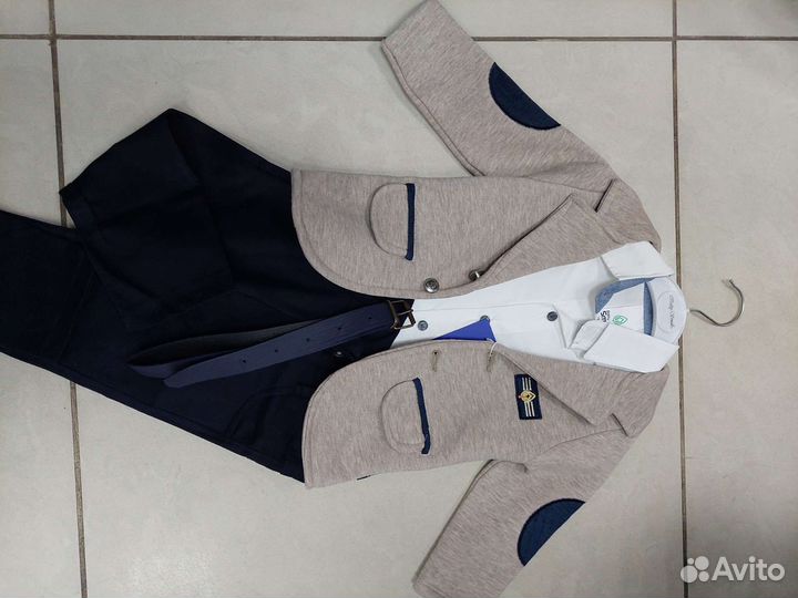 Тройка с пиджакомНовые