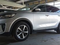 Kia Sorento 2.0 AT, 2019, 146 000 км, с пробегом, цена 2 350 000 руб.