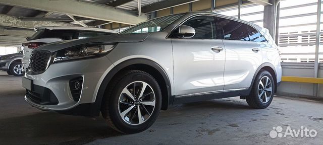 Kia Sorento 2.0 AT, 2019, 146 000 км с пробегом, цена 2350000 руб.