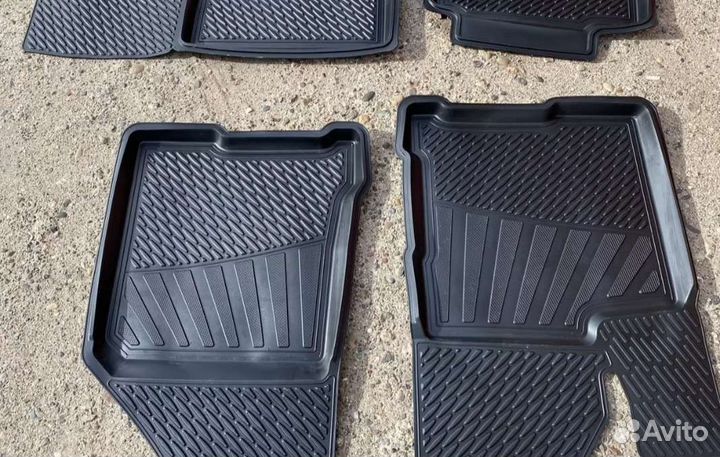 Коврики резиновые Лада веста