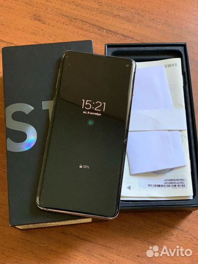 Samsung Galaxy S10, 8/128 ГБ