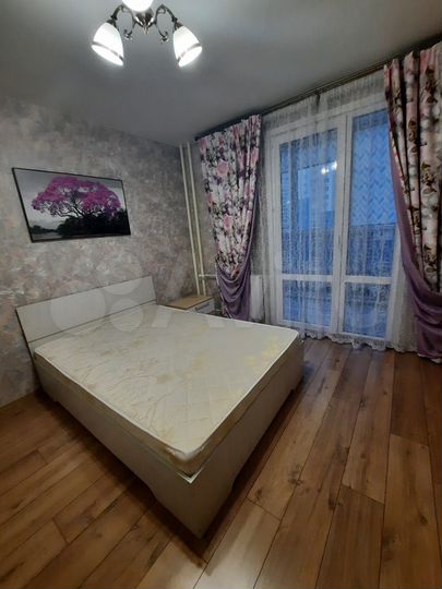 2-к. квартира, 64 м², 7/17 эт.