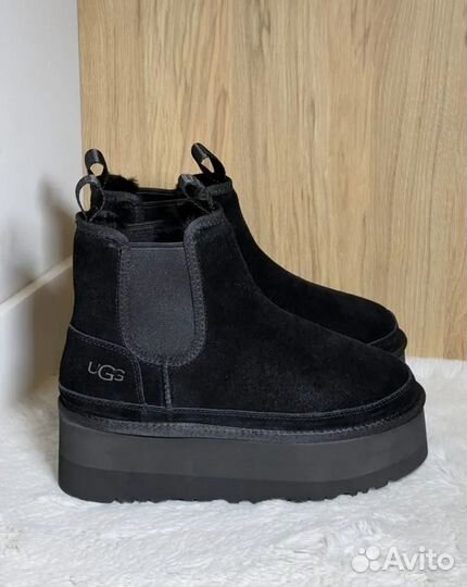 Ugg Neumel Platform Chelsea Black