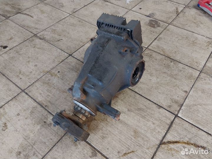 Редуктор задний BMW f01 f02 f07 f04 f12