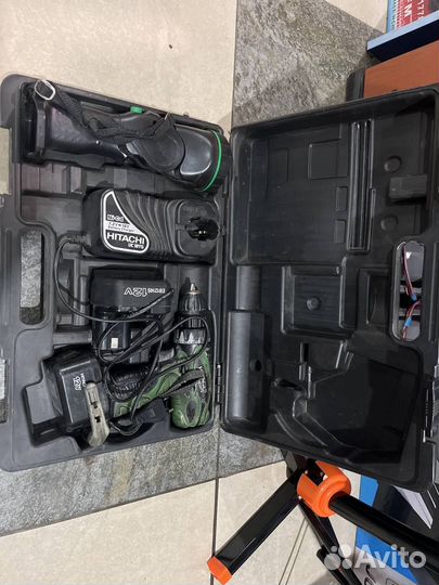 Шуруповерт Hitachi DS-12DVF3