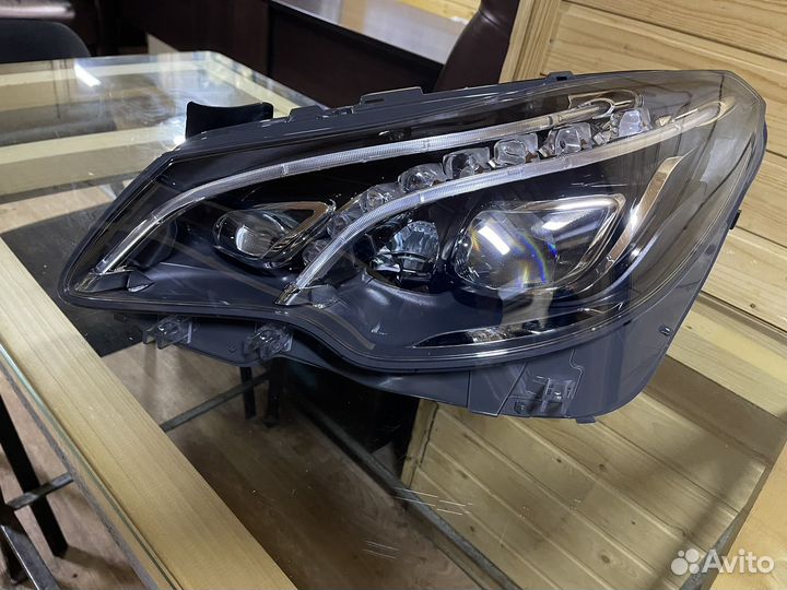Фара левая на mercedes benz LED w207