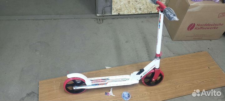 Самокат детский двухколесный новый