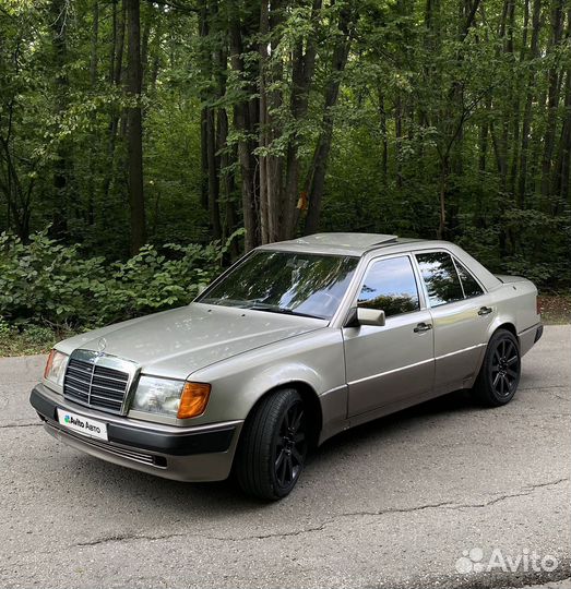 Mercedes-Benz W124 2.6 AT, 1990, 260 000 км