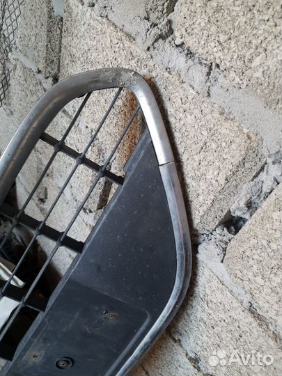 Решетка радиатора ford focus 2