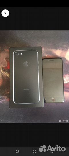 Телефон iPhone 7