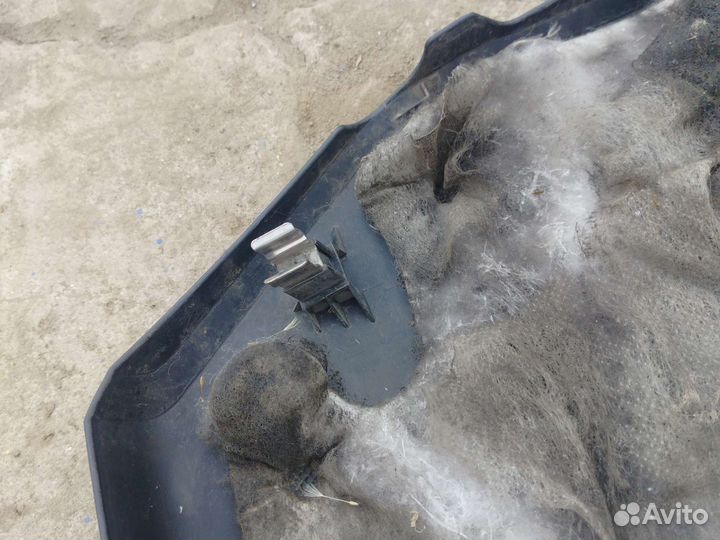 Декоративная крышка двигателя Mazda 6 GG 1.8