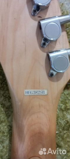 Электрогитара