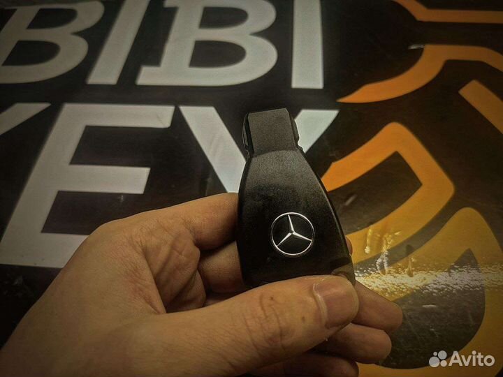 Ключ mercedes 3 кнопки рыбка