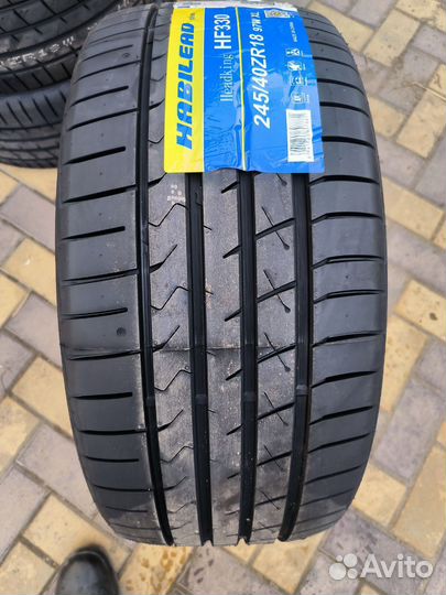 Habilead HF330 245/40 R18 97W