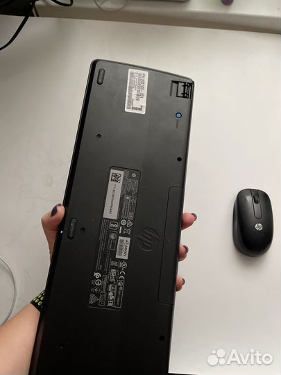 Беспроводная клавиатура и мышь hp