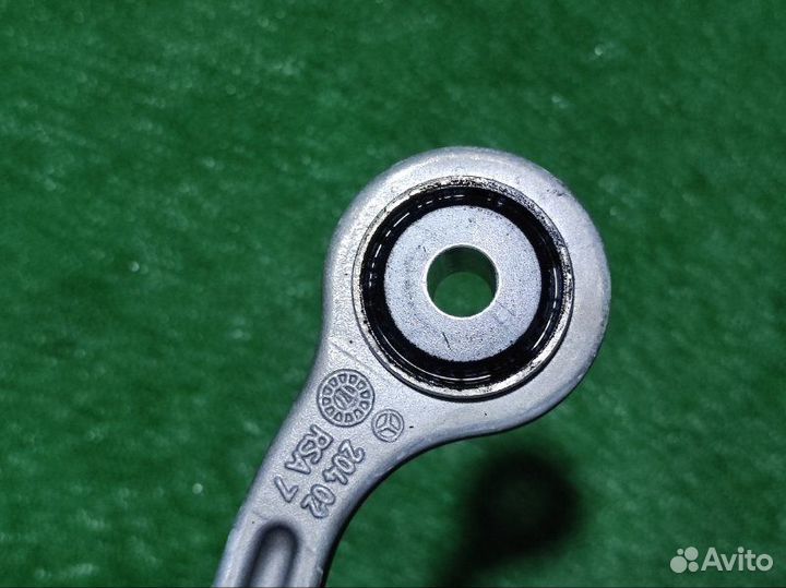 Рычаг подвески нижний задний левый Mercedes-Benz