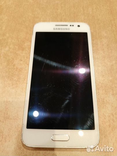 Samsung Galaxy A3 SM-A300F, 16 ГБ