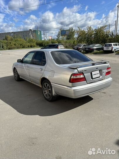 Nissan Bluebird 1.8 AT, 1998, 258 000 км