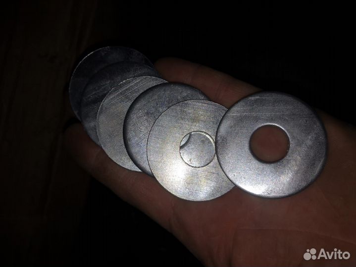 Шпилька резьбовая м16