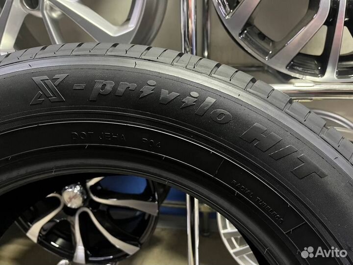 Tracmax X-Privilo H/T 235/60 R16 100H