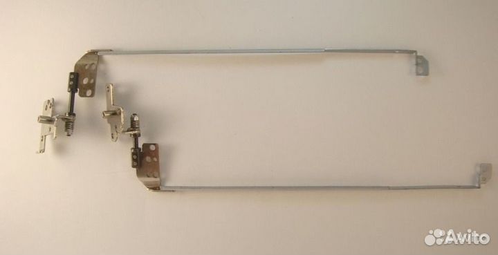 Петли корпуса Dell Inspiron N5110 M5110