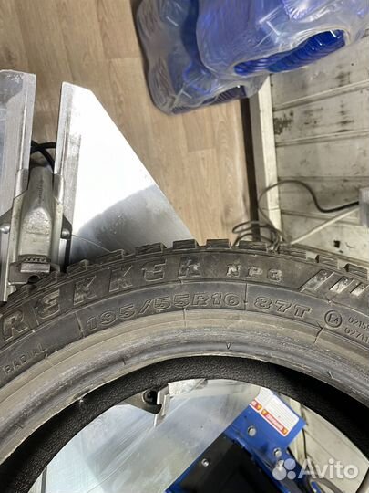 Maxxis ArcticTrekker NP3 195/55 R16