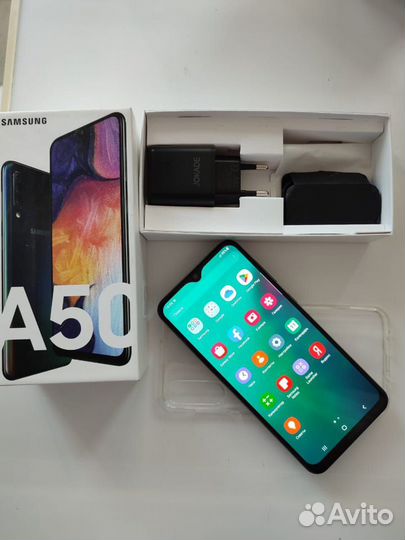 Samsung Galaxy A50, 4/64 ГБ