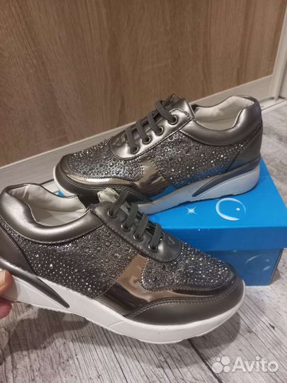 Ботинки для девочки 33 размер