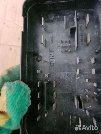 Блок предохранителей Volkswagen Touran 1.6