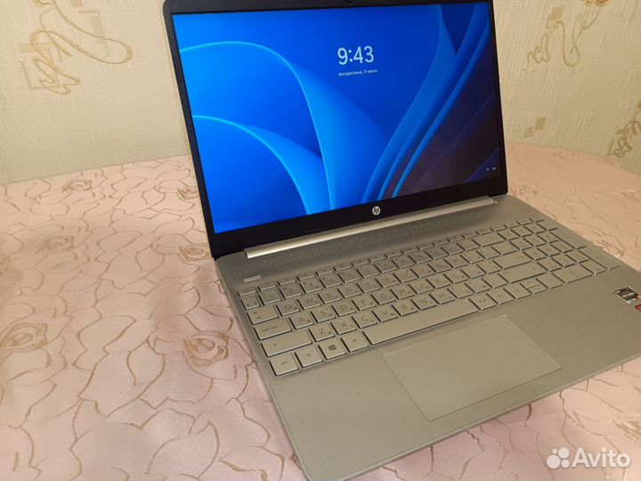 HP Laptop 15s-eq1002ua