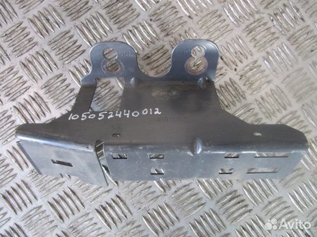 Кронштейн воздушных трубок Volvo 21816510