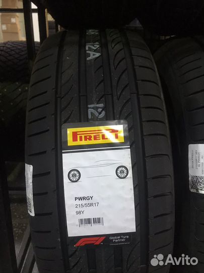 Pirelli Powergy 215/55 R17