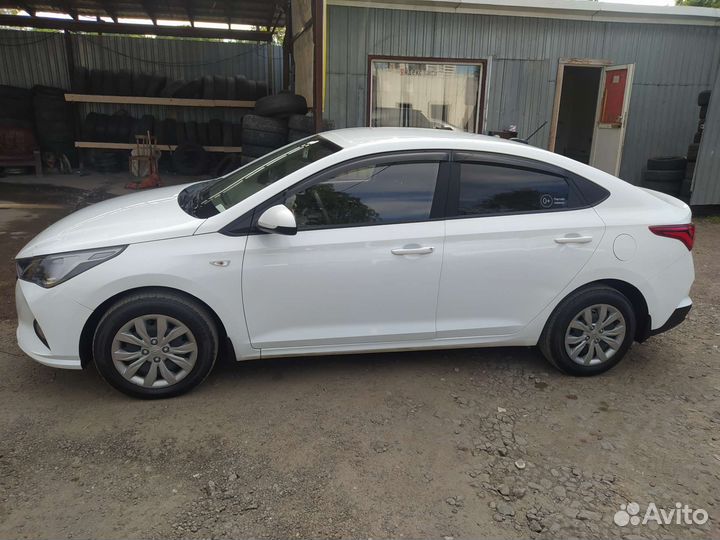 Hyundai Solaris 1.4 МТ, 2021, 220 000 км