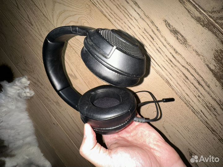 Игровые наушники razer