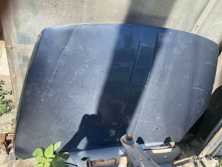 Dodge caliber капот