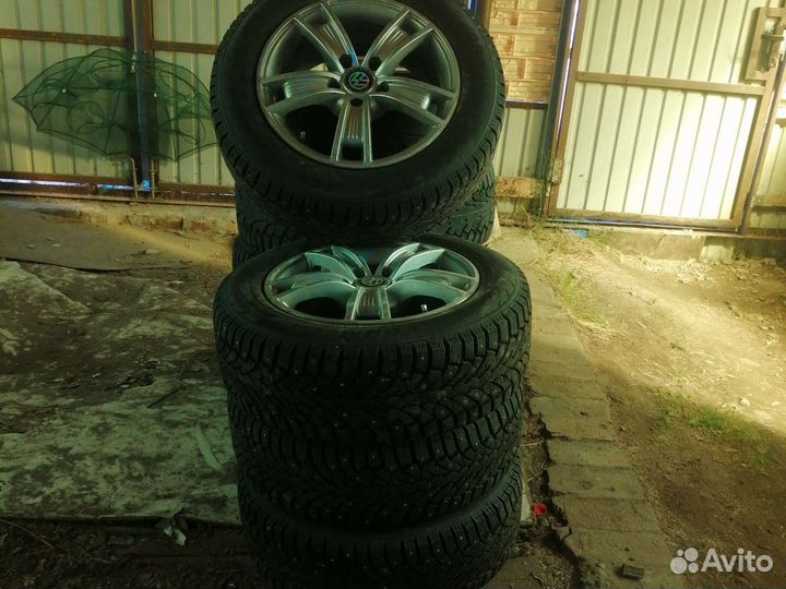 Formula Ice 205/60 R16