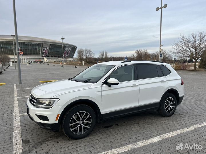 Volkswagen Tiguan 2.0 AT, 2021, 113 000 км