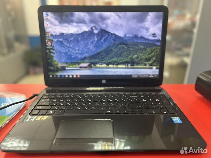 Ноутбук HP 15-r000nia