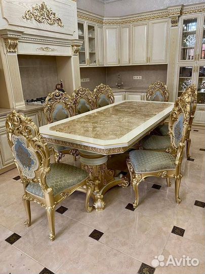 Кухонный стол/стол и стулья