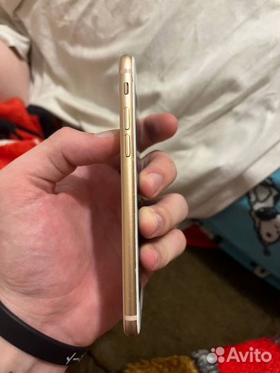 iPhone 8, 64 ГБ