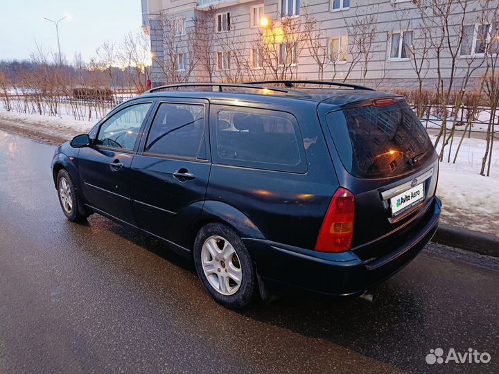 Ford Focus 1.8 МТ, 2004, 325 325 км