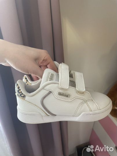 Adidas кроссовки