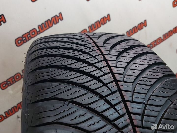 Goodyear Vector 4Seasons Gen-2 235/45 R17 97Y