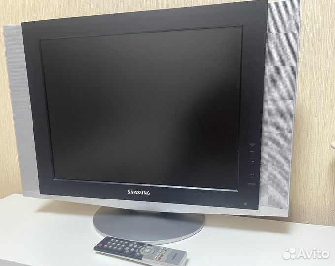 Телевизор samsung