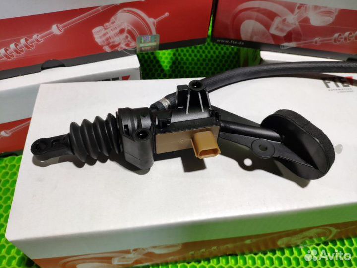 Цилиндр сцепления главный гцс Ford Transit custom