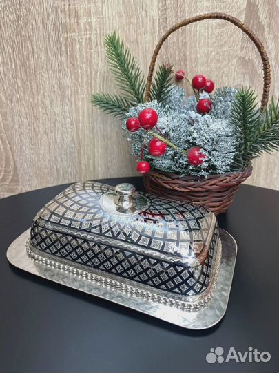 Масленка из серебра