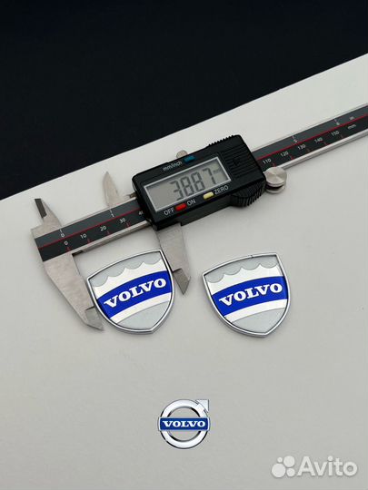 Эмблема 2 шт герб надпись Volvo шильдик Вольво