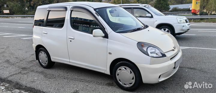 Toyota Funcargo 1.3 AT, 2001, 310 000 км