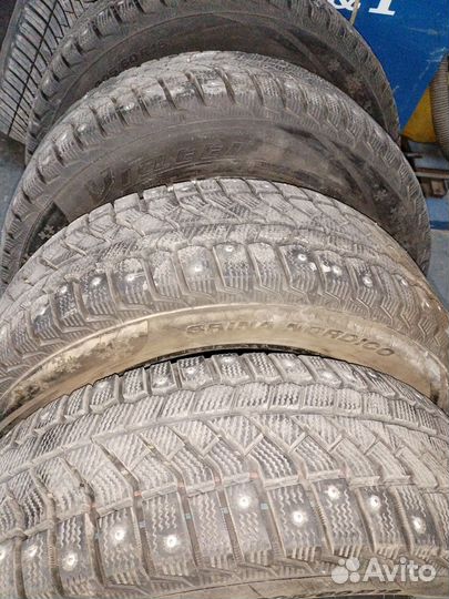 Viatti Brina Nordico V-522 205/60 R16 92T