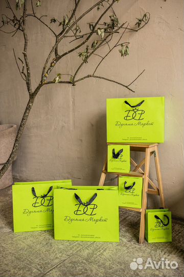 Нужен продавец для продажи украшений/аксессуаров